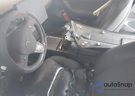 2021 Tesla Model 3 Standard Range Plus Rear-Wheel Drive from USA, damaged, VIN 5YJ3E1EA8MF854778